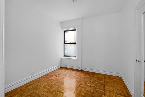 Rented by Nooklyn NYC LLC | media 31