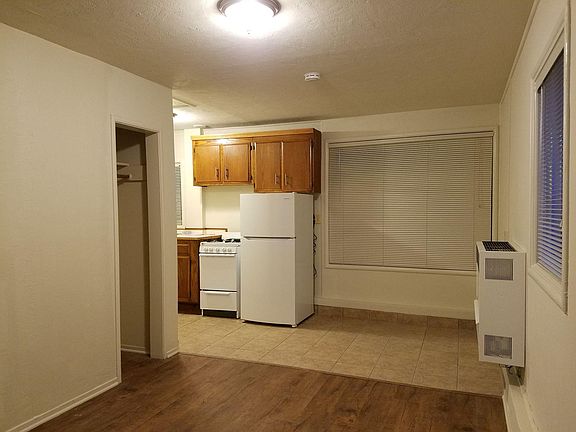 2nd image of 1114 E Cliff Dr #7