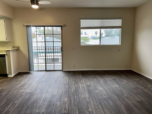 4th image of 908 S Shenandoah St APT 204