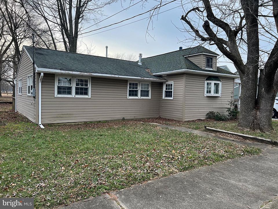 1st image of 31 Lakeview Ave