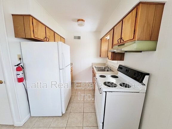 4th image of 115 W Orchard St #A