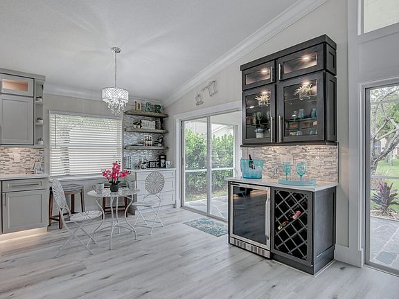 5th image of 7245 Treviso Ln