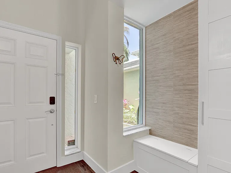 1506 Mizzenmast Way — Photo 8