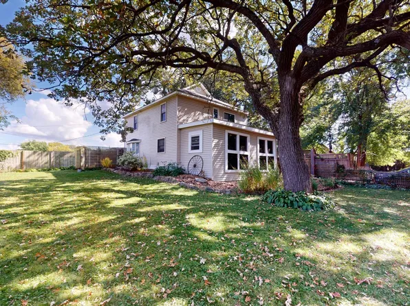 709 W 11th St, Albert Lea, MN 56007