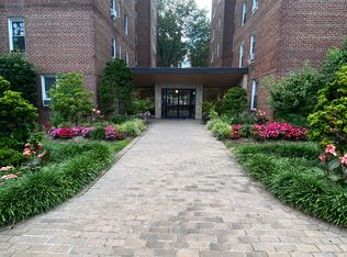 84-10 Main St #355, Jamaica, NY 11435