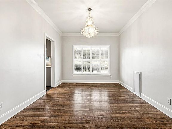 5th image of 3694 Peachtree Rd NE APT A4