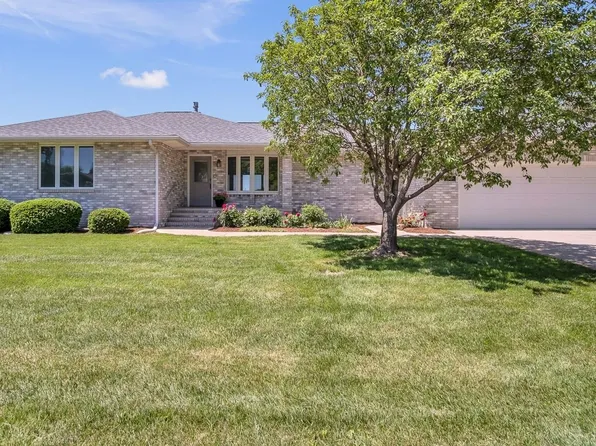 2709 Acacia Ave, Newton, KS 67117