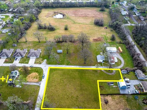 Towers Lots 40 41 42 43 51 St, Clinton, MO 64735