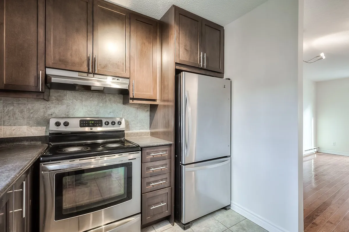 233 Berkeley St — Photo 3