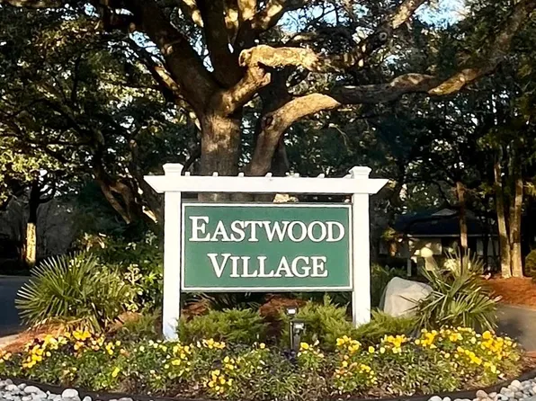 1303 Two Mile Cir E, Wilmington, NC 28405