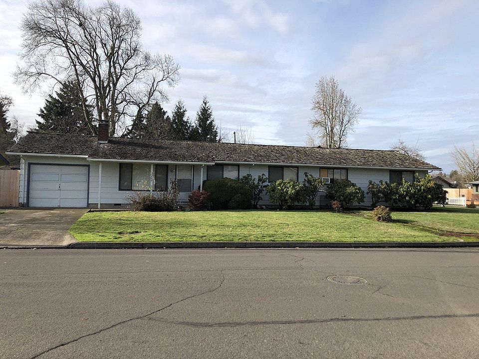 2nd image of 3266 Gardenia Way