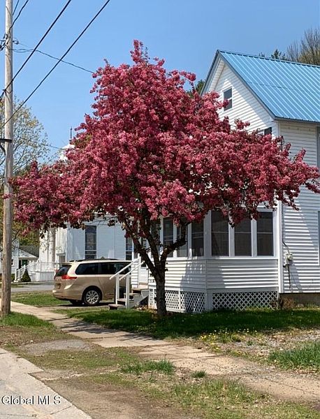 3rd image of 141 Reed Street
