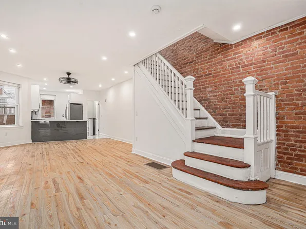 5126 N Sydenham St, Philadelphia, PA 19141