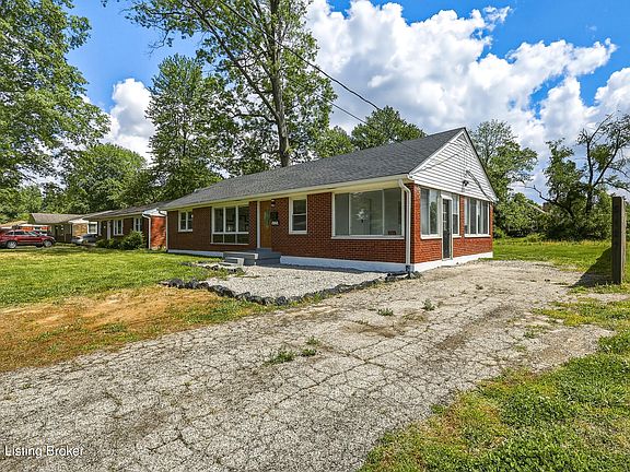 5th image of 5127 Braidwood Dr