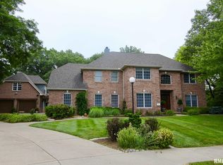 1201 W Poplar Woods Ct, Dunlap, IL 61525