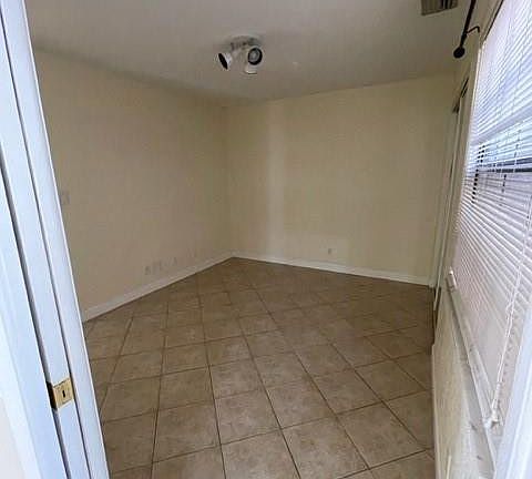 5th image of 5148 NW 11th Drive #5148
