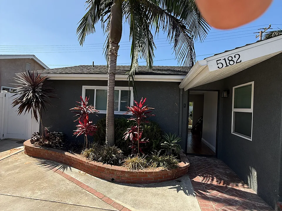 5182 Sisson Dr
