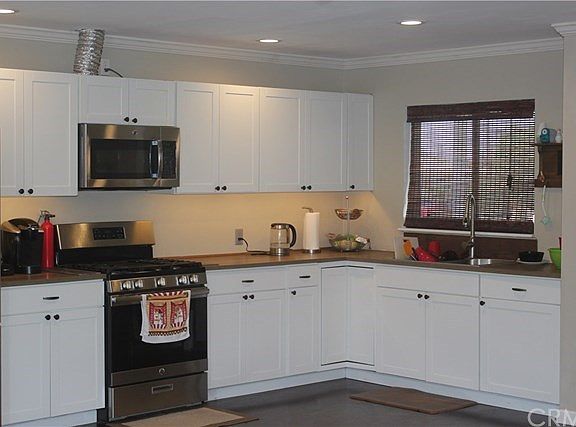 2nd image of 10940 Corby Ave