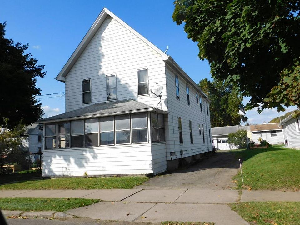 2nd image of 21 Abbott St