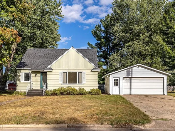 607 Alder Street, Black River Falls, WI 54615
