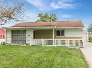 1207 16th St SW, Cedar Rapids, IA 52404