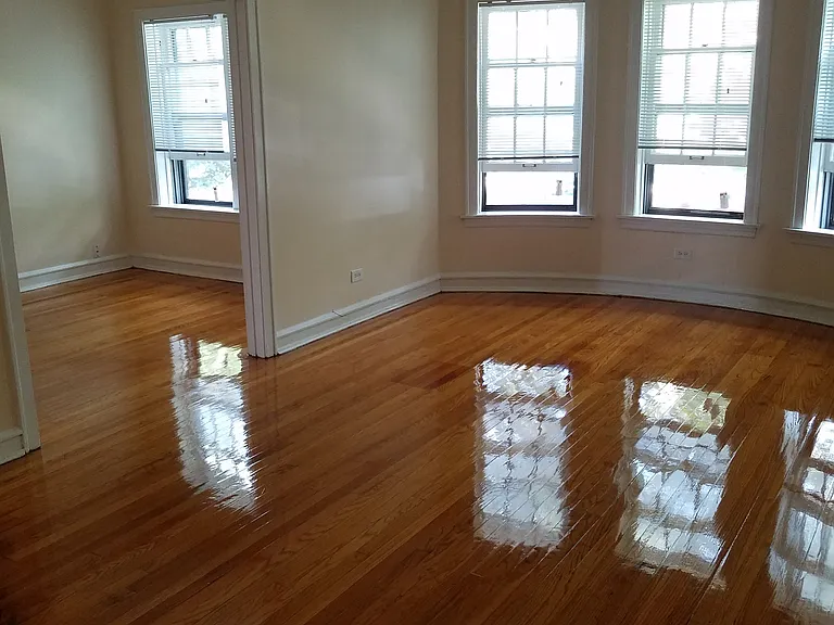 1523 W Lunt Ave #1B — Photo 5