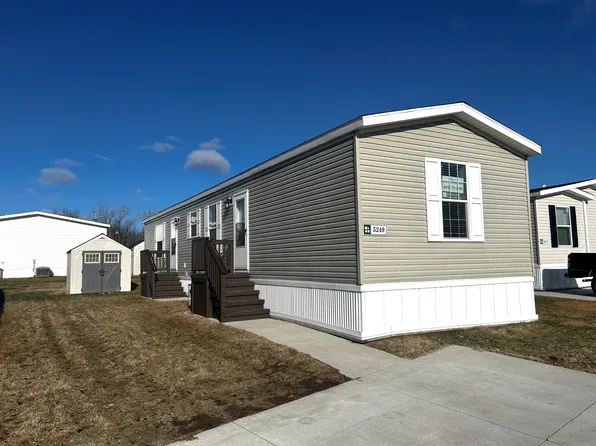 5249 Saddle, Casco, MI 48064