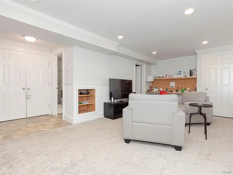 119 Nelson Ave #1 — Photo 16