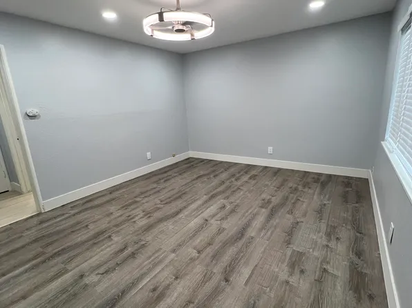 4655 Augustine St APT 2, Pleasanton, CA 94566