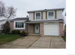 226 N Seine Dr, Buffalo, NY 14227
