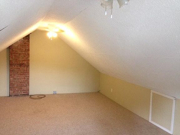 The 3rd floor loft area