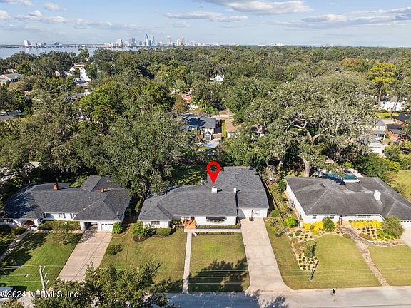 2nd image of 847 GRANADA Boulevard S