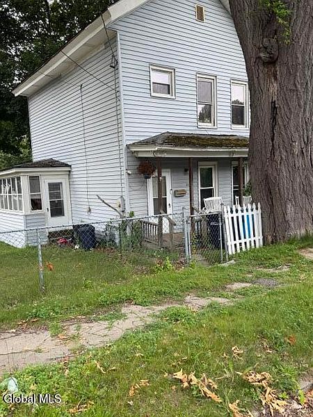 2nd image of 24 Wells Street