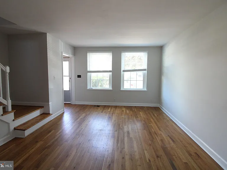 3339 S Stafford St — Photo 4