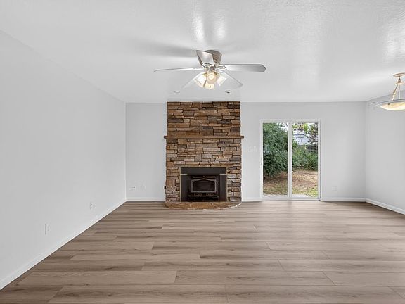4th image of 6013 Ellerslee Dr