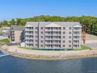 290 Plaza Beach Dr #3C, Camdenton, MO, 65020