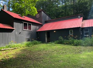1582 Route 103 S, Chester, VT 05143
