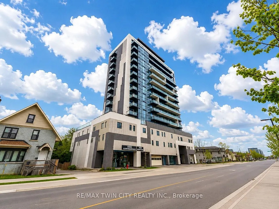 128 King St N #1505