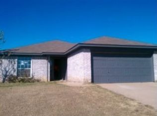 652 Ozark Ave, Burleson, TX 76028