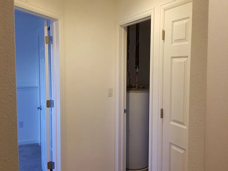 2836 Troxell Ave — Photo 35