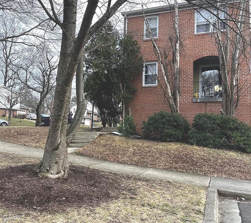 2nd image of 10759 Castleton Turn