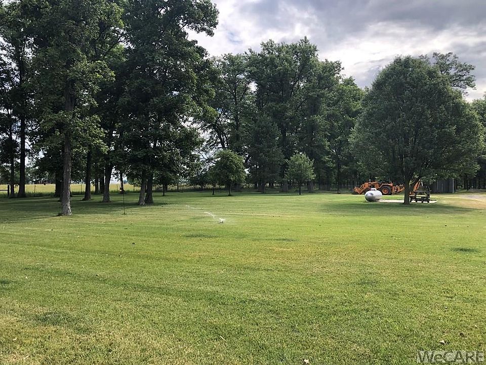 2nd image of 1350 N Becker Rd