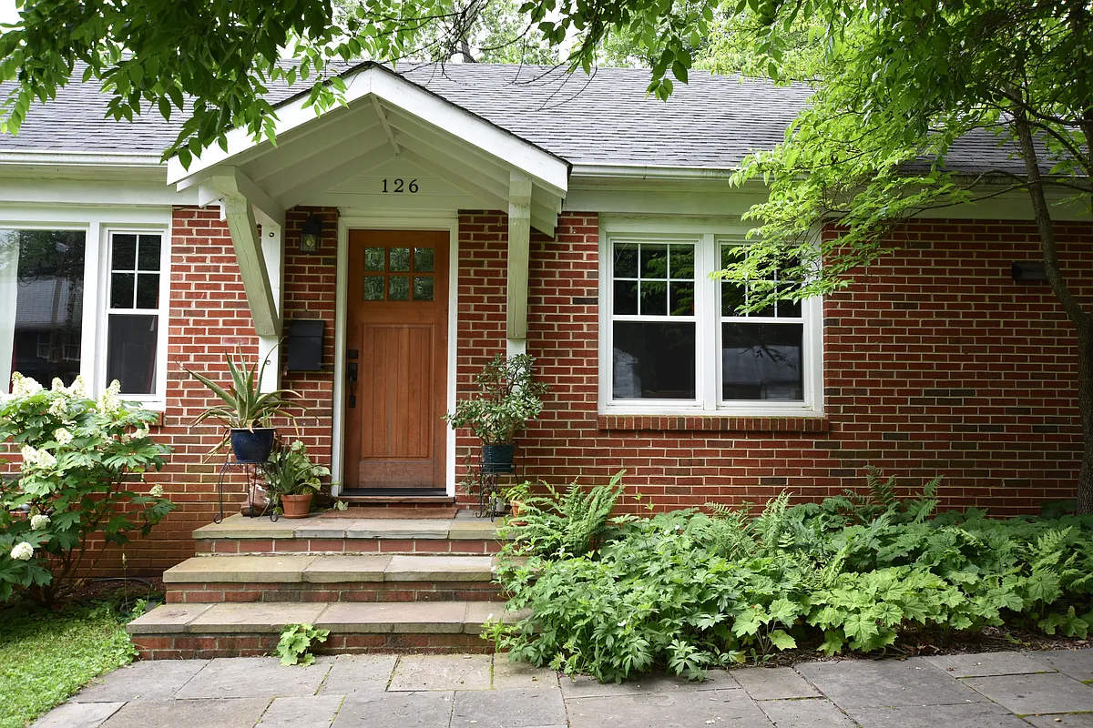 Building Photo - 126 Stribling Ave