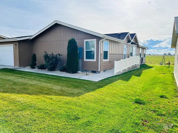 910 Moonglo Rd #35, Buhl, ID 83316