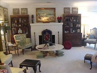 3rd image of 5060 Franklin Ave