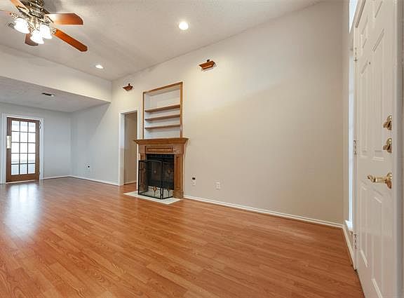 2nd image of 1309 Pamela Dr