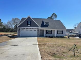 73 Copperhead Ln, Benson, NC 27504