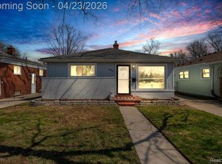 4663 Mayfair St, Dearborn Heights, MI 48125
