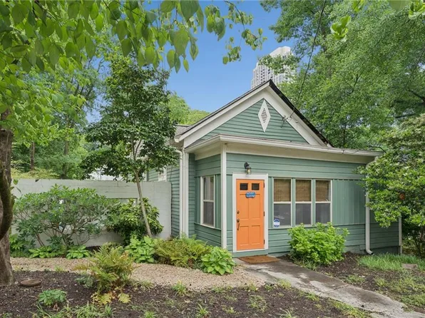 1248 Barnes St NW, Atlanta, GA 30318
