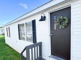 2002 W Main St TRAILER 30, Ephrata, PA 17522